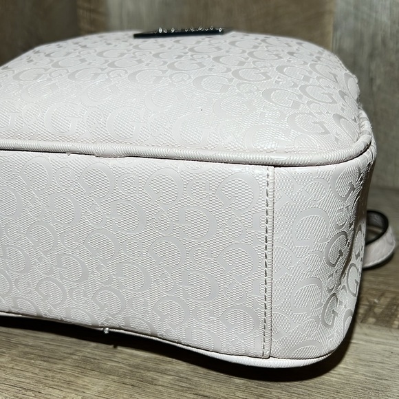 Guess Cream Backpack - Picture 8 of 14